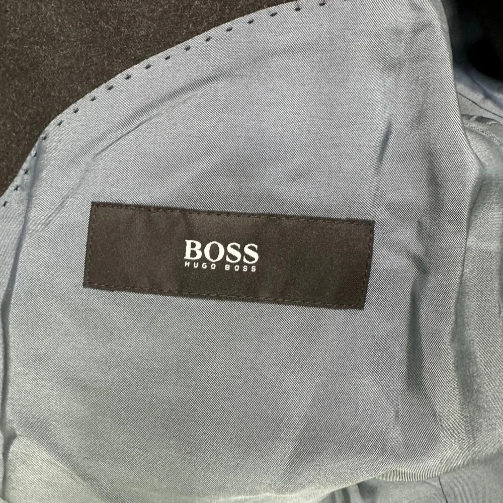 Hugo Boss Flynn Vegas Mens Wool Blend Suit Jacket Size 50 Pants Charcoal Formal